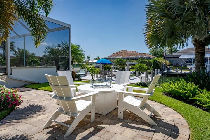 1017  Admiralty  CT, Marco Island, FL 34145