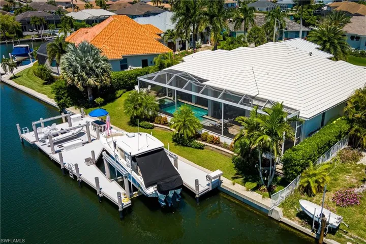 1017  Admiralty  CT, Marco Island, FL 34145