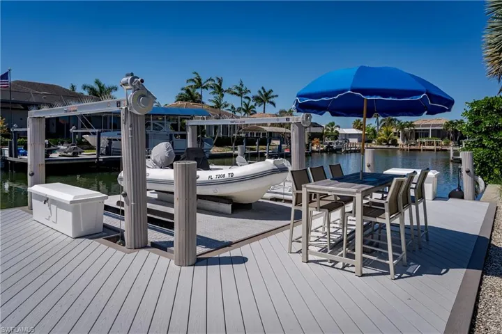 1017  Admiralty  CT, Marco Island, FL 34145