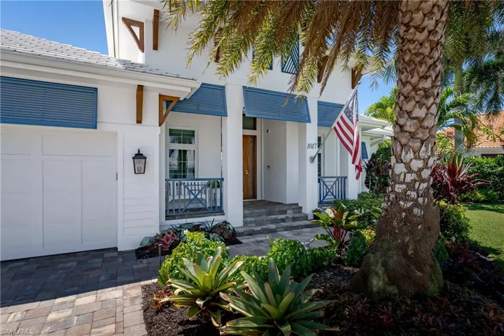 1017  Admiralty  CT, Marco Island, FL 34145