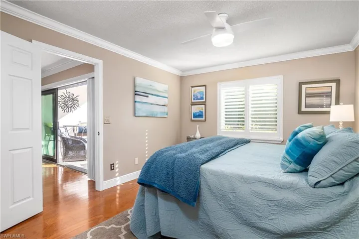 5733  Deauville  CIR, Naples, FL 34112