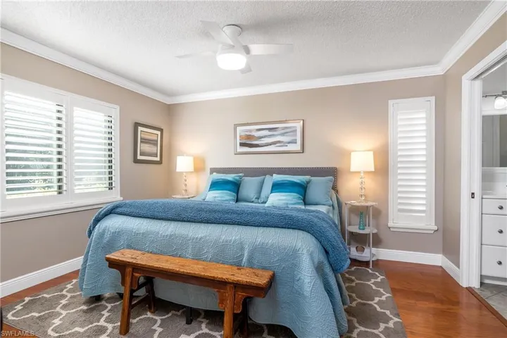 Large main suite