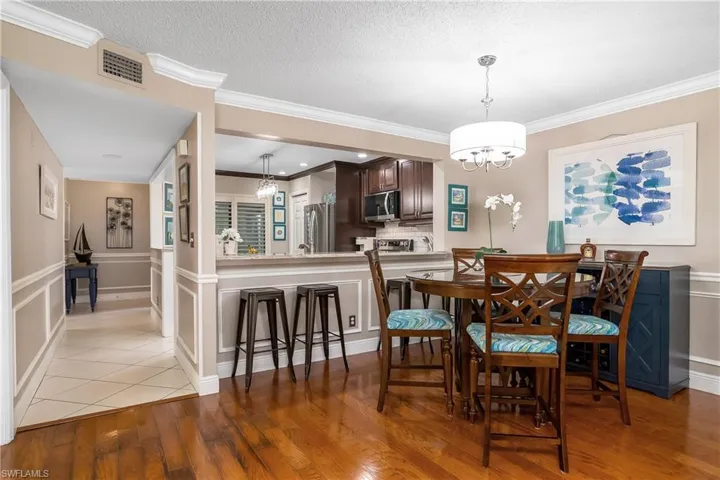 5733  Deauville  CIR, Naples, FL 34112