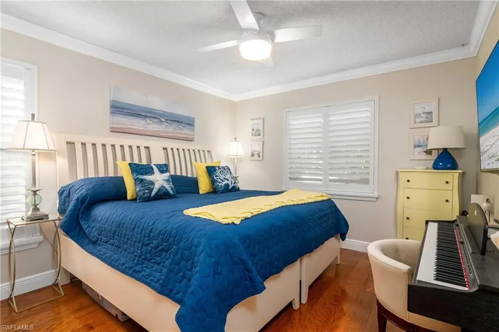 Guest bedroom