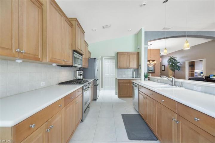 20341  Rookery  DR, Estero, FL 33928
