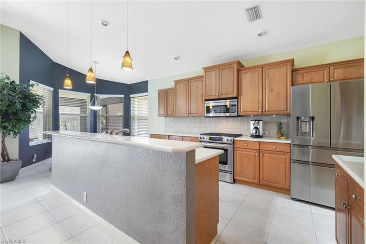 20341  Rookery  DR, Estero, FL 33928
