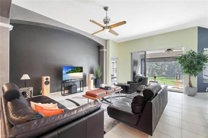 20341  Rookery  DR, Estero, FL 33928