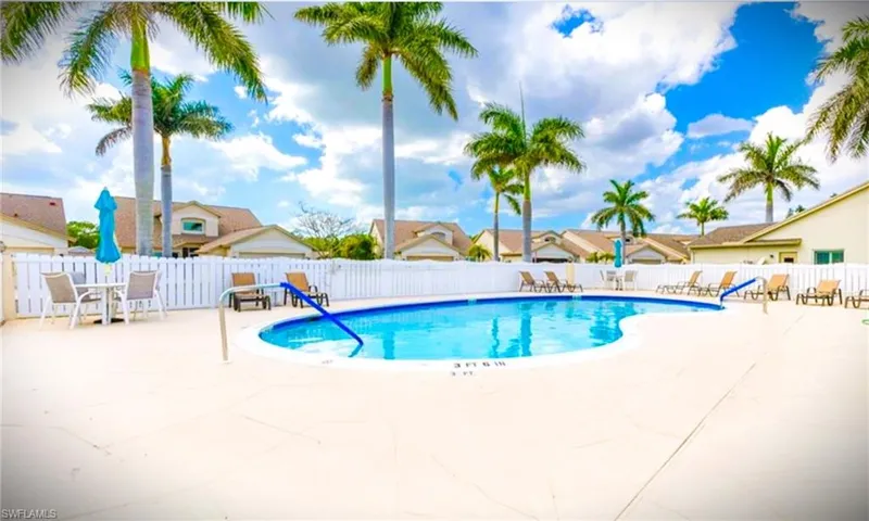 Community pool