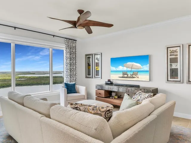 1050  Borghese  LN, Naples, FL 34114