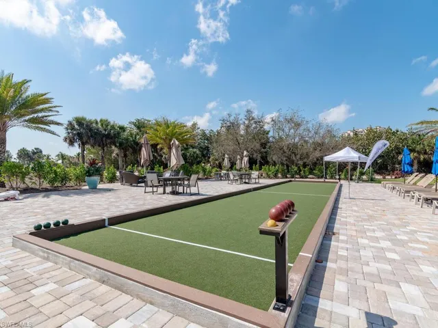 1050  Borghese  LN, Naples, FL 34114
