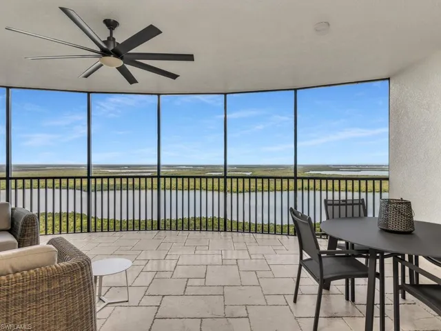1050  Borghese  LN, Naples, FL 34114