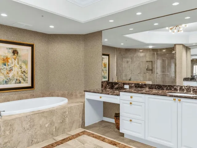 1050  Borghese  LN, Naples, FL 34114
