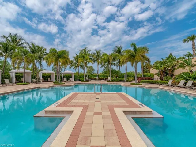 1050  Borghese  LN, Naples, FL 34114