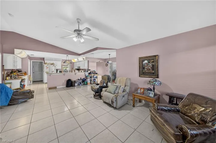 1224 Nw 38th Ave, Cape Coral, Florida 33993