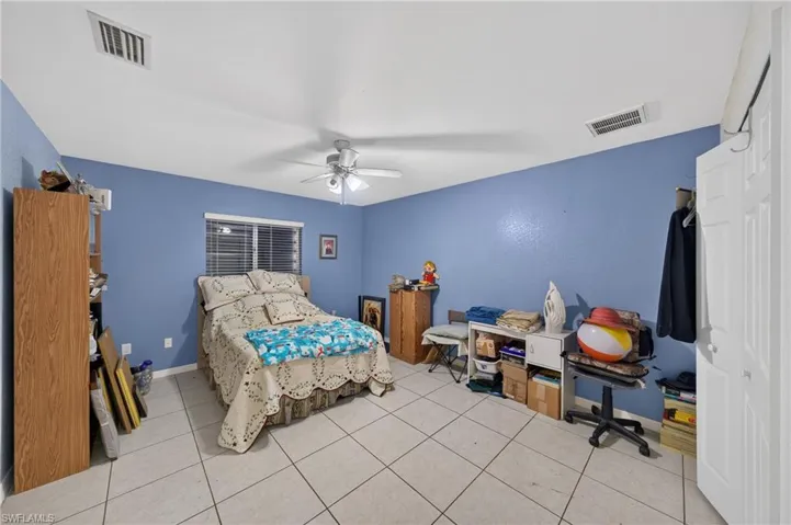 1224 Nw 38th Ave, Cape Coral, Florida 33993