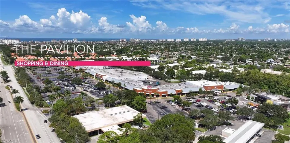 Fitness center, cycle store and meeting spot and array of dining to choose from:  Mexican restaurant, Brook Burgers, Italian or steak at Flemings.
