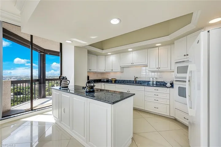 6001 Pelican Bay Blvd F, Naples, Florida 34108