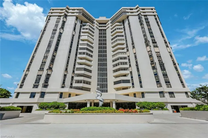 6001 Pelican Bay Blvd F, Naples, Florida 34108