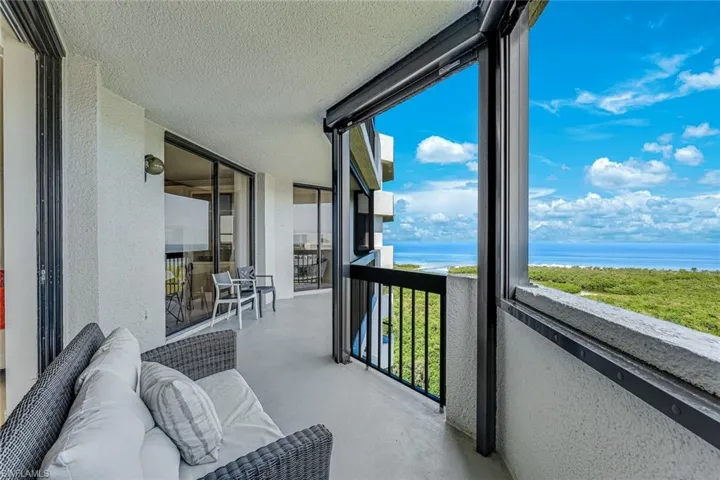 6001 Pelican Bay Blvd F, Naples, Florida 34108