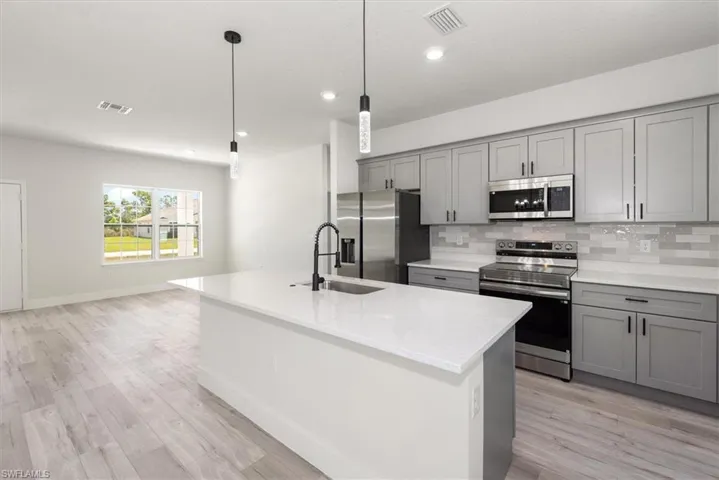 4727 San Ignacio Dr, Sebring, Florida 33872