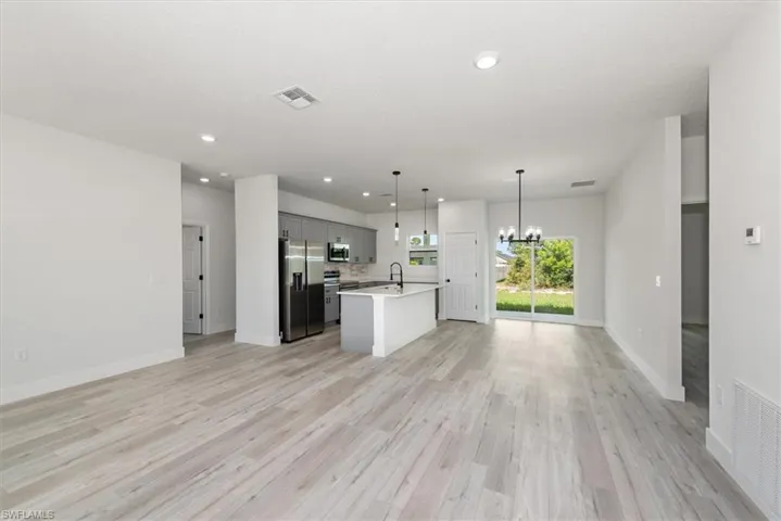 4727 San Ignacio Dr, Sebring, Florida 33872
