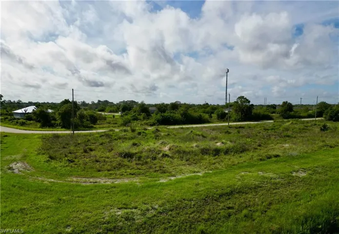 1009 Kirkwood St, Lehigh Acres, Florida 33974