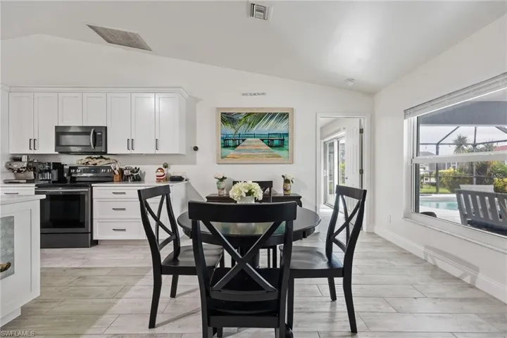 2017 Se 17th Pl, Cape Coral, Florida 33990
