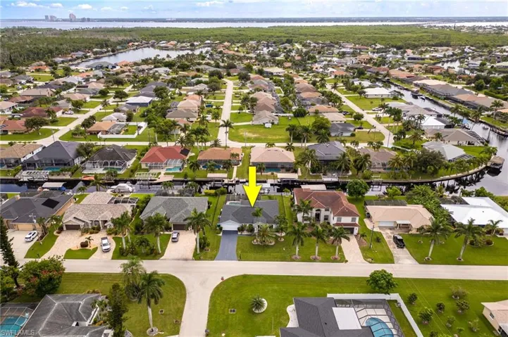 2017 Se 17th Pl, Cape Coral, Florida 33990