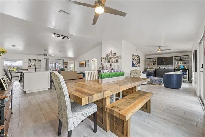 2017 Se 17th Pl, Cape Coral, Florida 33990