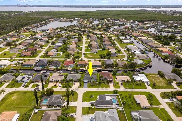 2017 Se 17th Pl, Cape Coral, Florida 33990