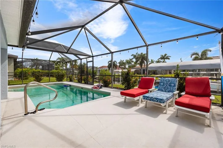 2017 Se 17th Pl, Cape Coral, Florida 33990