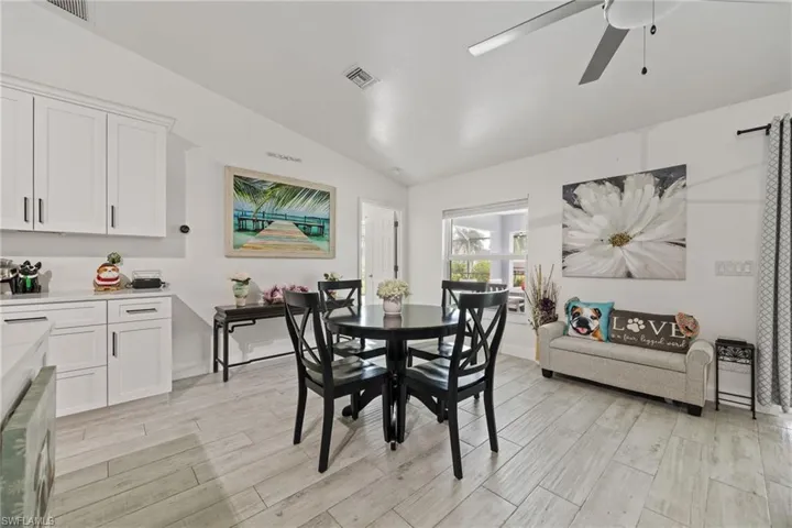 2017 Se 17th Pl, Cape Coral, Florida 33990