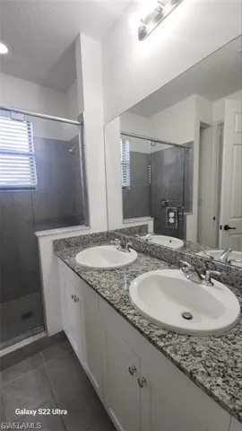 9015  Madrid  CIR, Naples, FL 34104