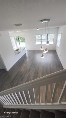 9015  Madrid  CIR, Naples, FL 34104