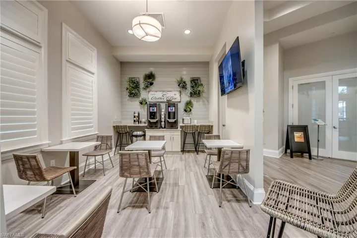 10895 Timber Creek Dr, Fort Myers, Florida 33913