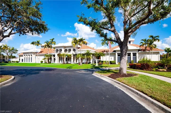 Clubhouse ext