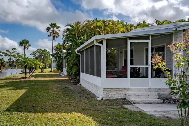 210  Rookery  RD, Naples, FL 34114