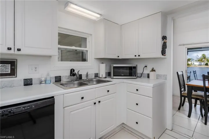 210  Rookery  RD, Naples, FL 34114