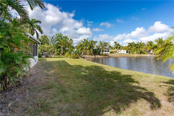 210  Rookery  RD, Naples, FL 34114