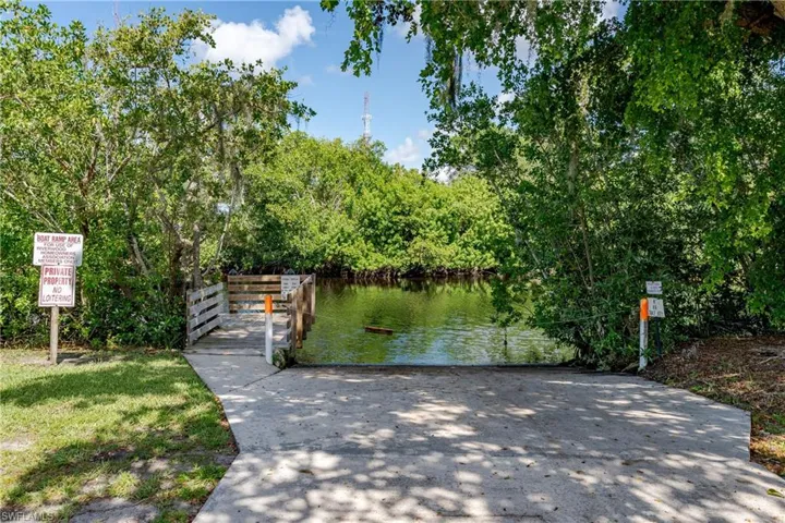 210  Rookery  RD, Naples, FL 34114