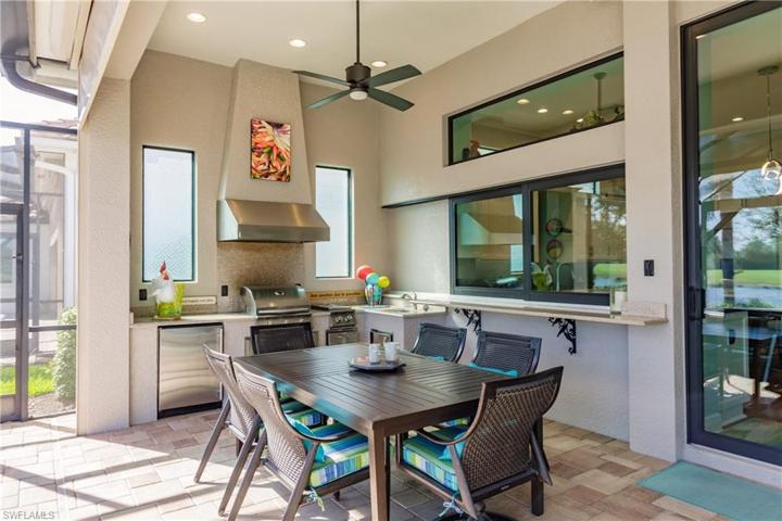 Dining Area on Lanai