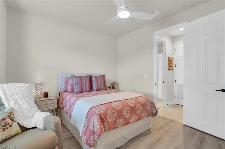 28590  Westmeath  CT, Bonita Springs, FL 34135