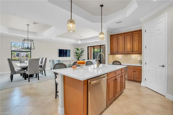 28590  Westmeath  CT, Bonita Springs, FL 34135