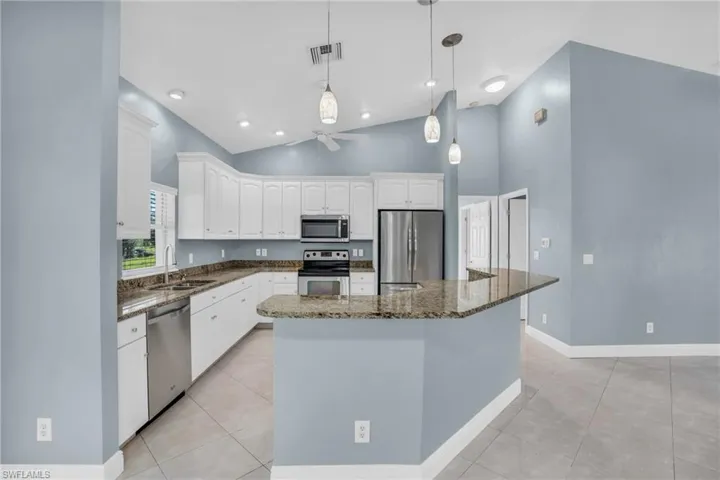 4485  43rd NE AVE, Naples, FL 34120