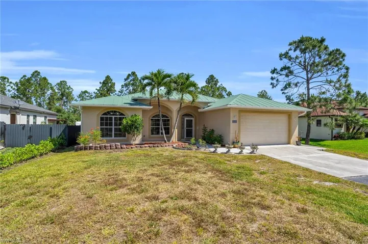 4485  43rd NE AVE, Naples, FL 34120