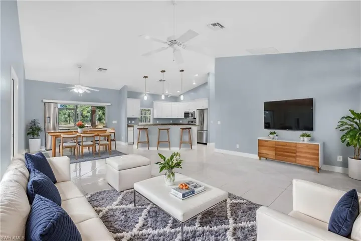 4485  43rd NE AVE, Naples, FL 34120