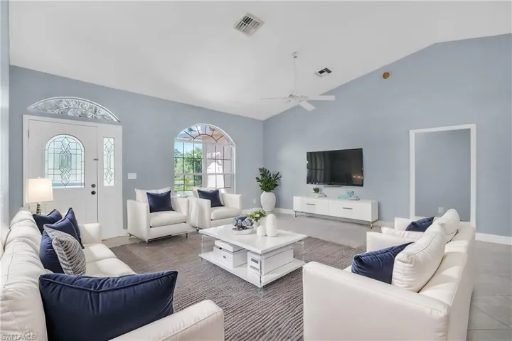 4485  43rd NE AVE, Naples, FL 34120