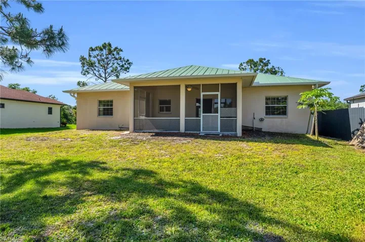 4485  43rd NE AVE, Naples, FL 34120