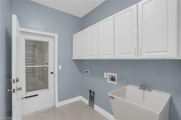 4485  43rd NE AVE, Naples, FL 34120