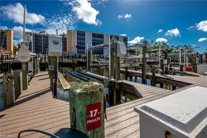 Private dock with lift